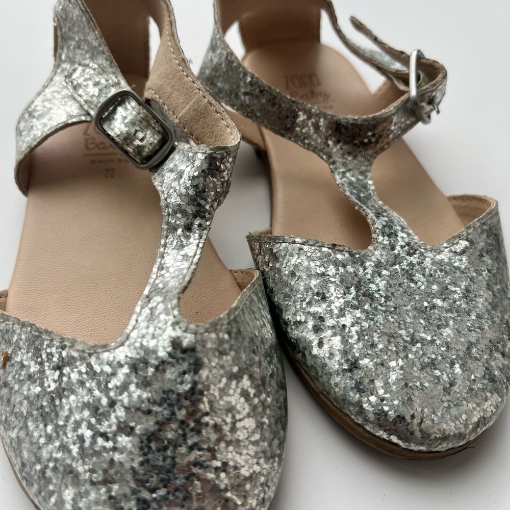 Size 6 Zara Silver Glitter Sandals